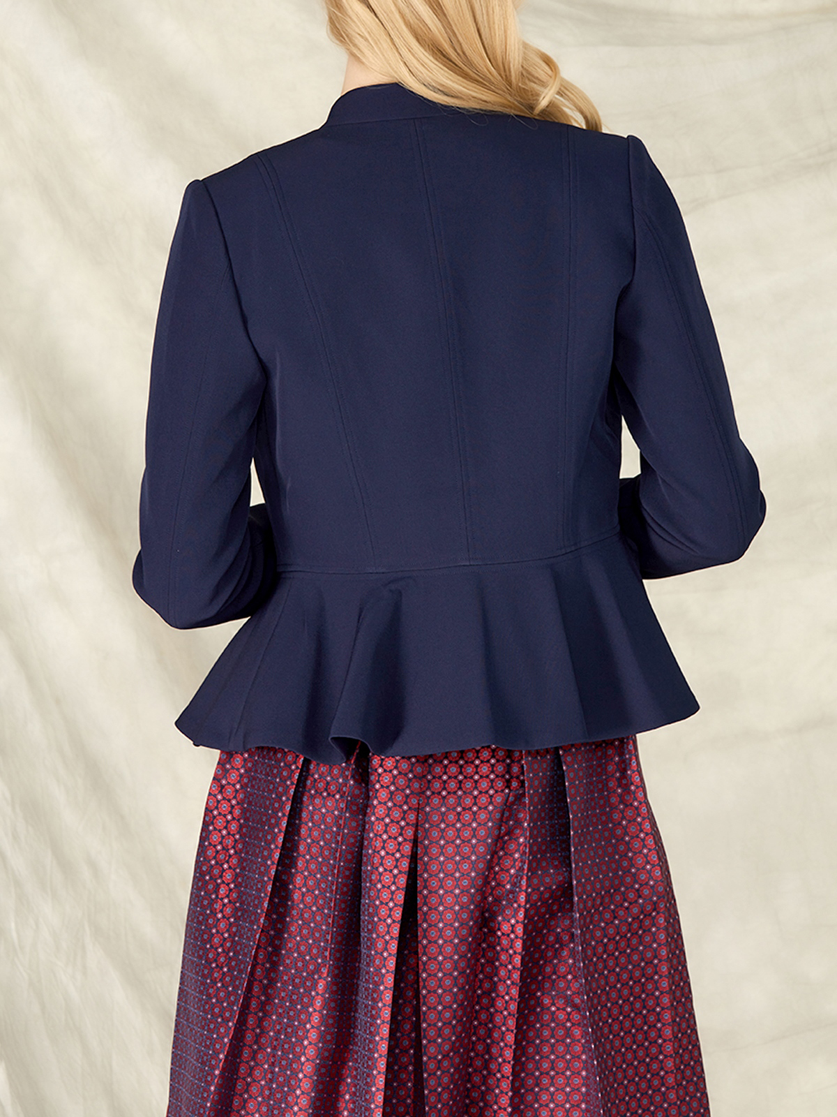 Dirndlbluse langarm hochgeschlossen in Marineblau