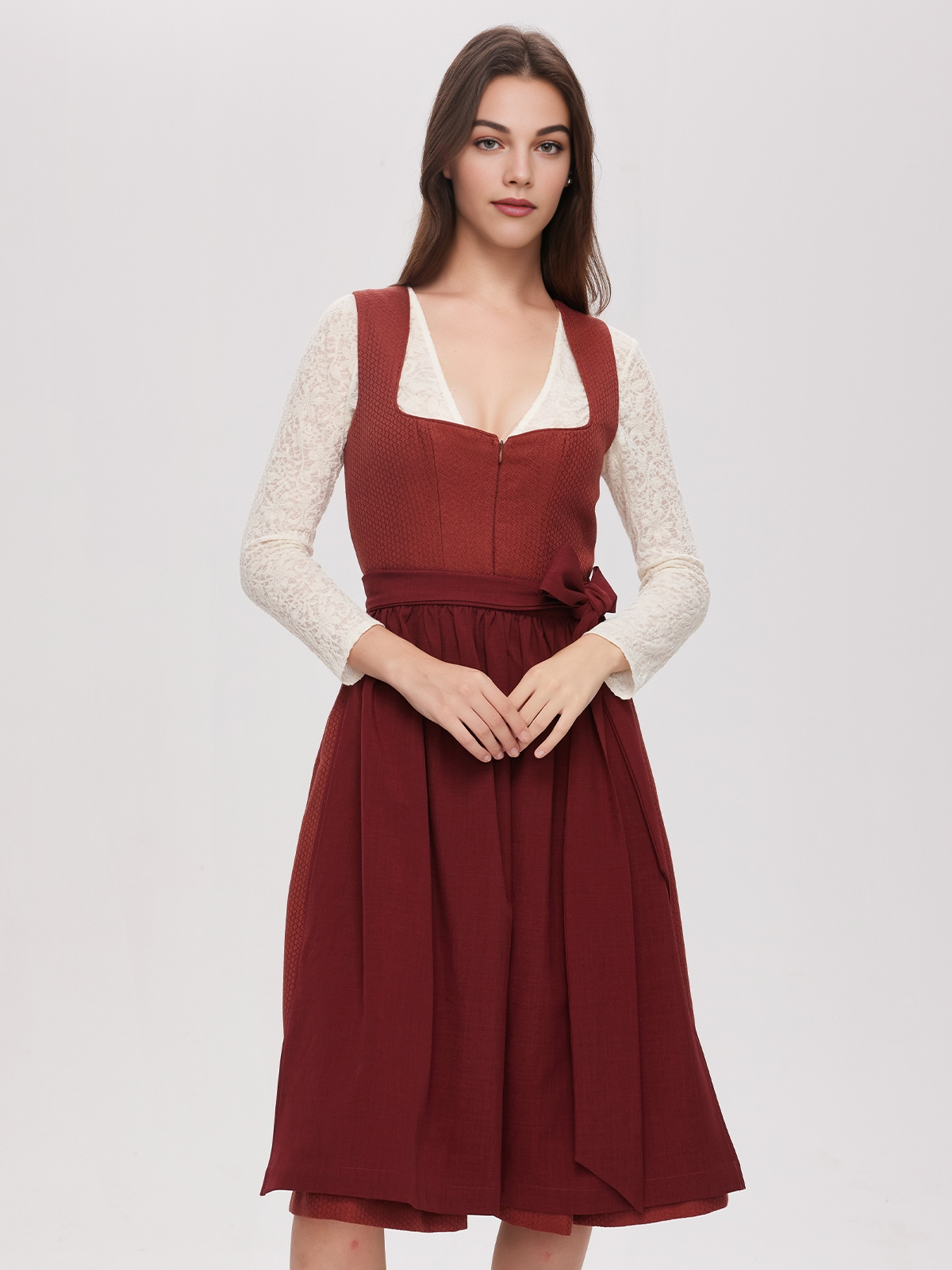 Dirndl Adala in Rot – perfekt für jede Gelegenheit