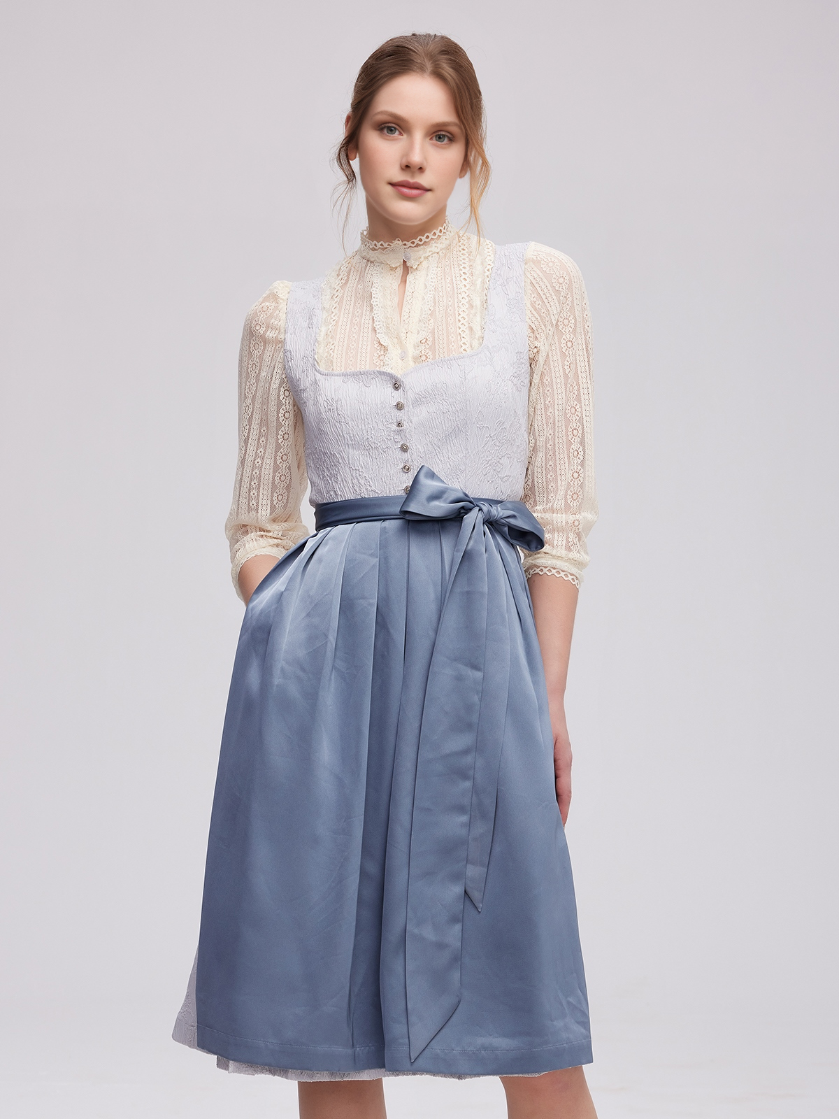 Modernes Dirndl in Beige-Schwarz