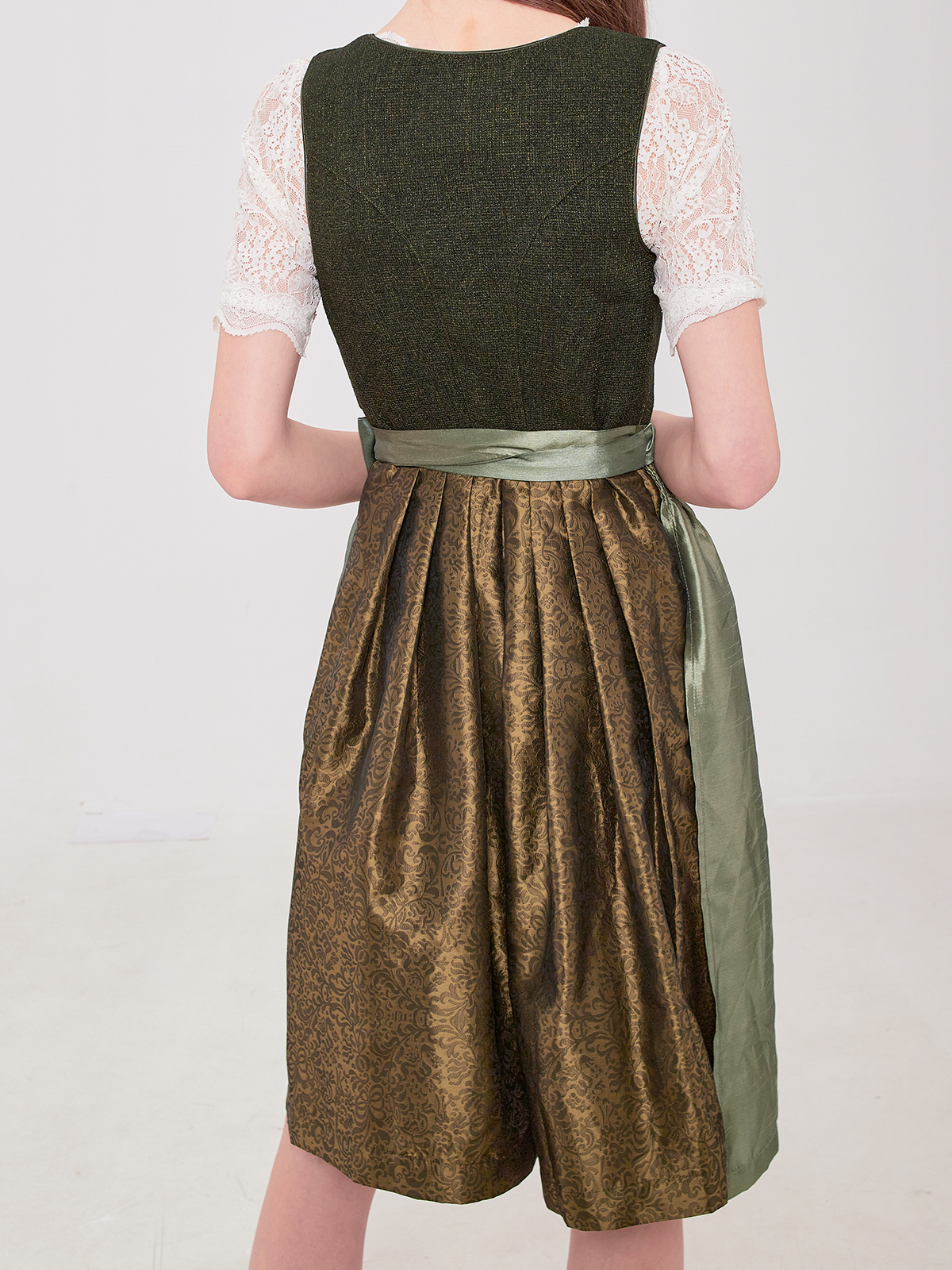 Dirndl Blusen Blau in verschiedenen Nuancen