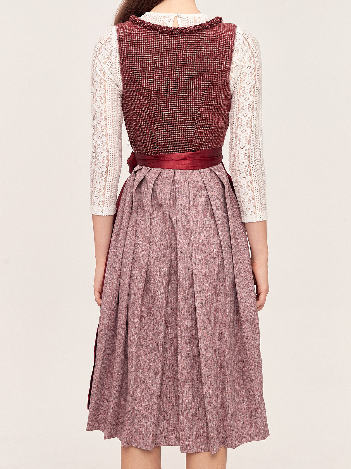 Dirndl in Rot – perfekt für festliche Anlässe
