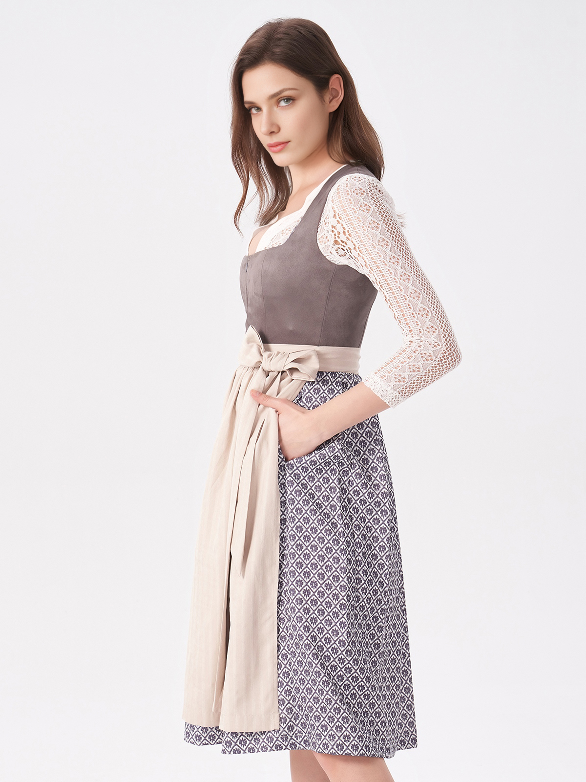 Dirndl Rauchblau in eleganter Ausführung